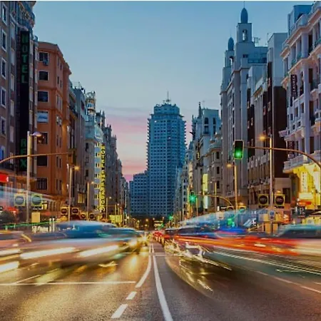 New Quiet Apartment Free Wifi In Gran Via Downtown Madrid Exterior photo